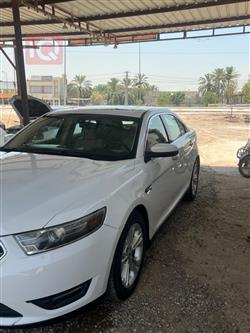 Ford Taurus